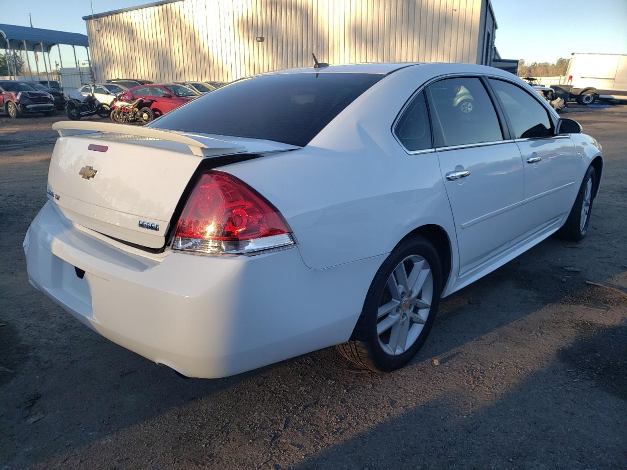 Photo 4 from auction – 2012 CHEVROLET IMPALA LTZ with VIN 2G1WC5E32C1114438