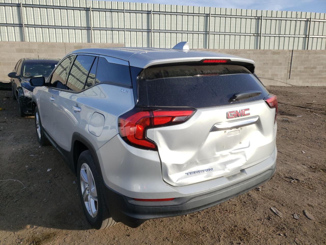 Photo 3 from auction – 2018 GMC TERRAIN SL with VIN 3GKALMEV4JL292381