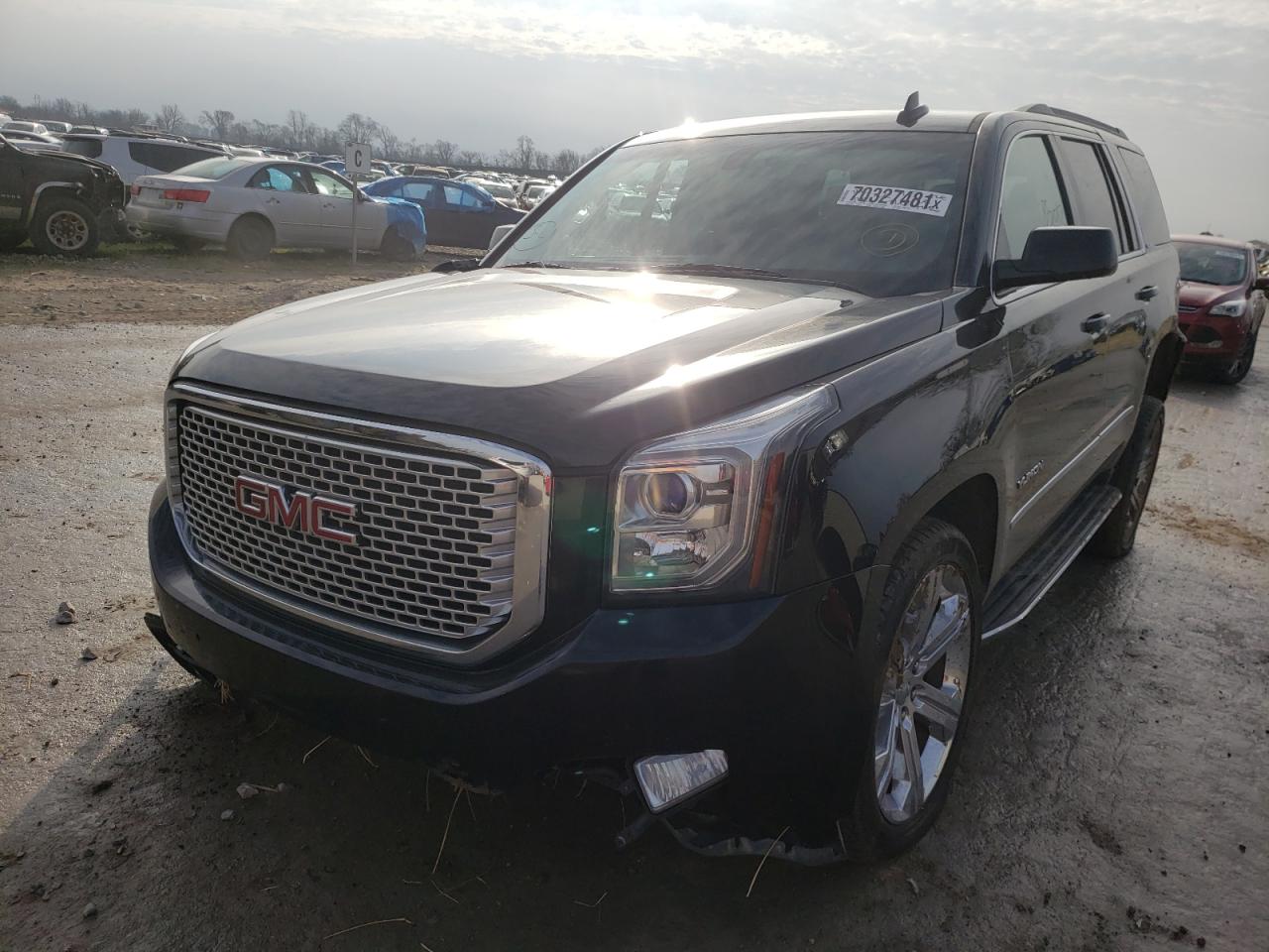 Photo 2 from auction – 2017 GMC YUKON SLE with VIN 1GKS2AKC0HR279218