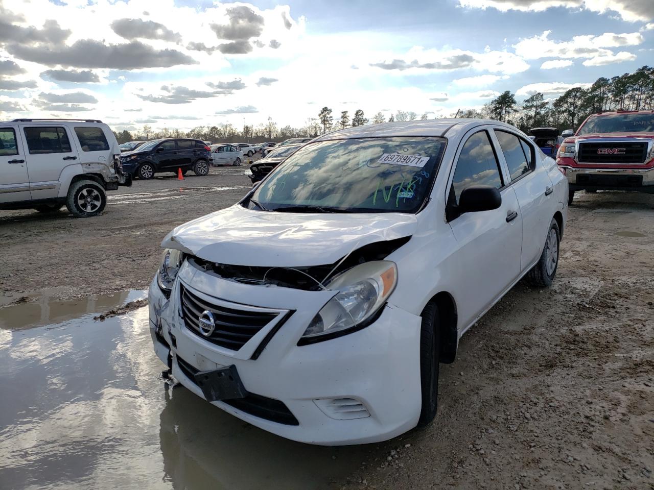 Photo 2 from auction – 2014 NISSAN VERSA S with VIN 3N1CN7AP4EL847538