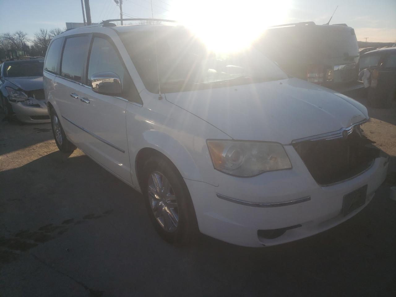 CHRYSLER TOWN & COU 2010 with VIN 2A4RR6DXXAR143014 - Photo from auction