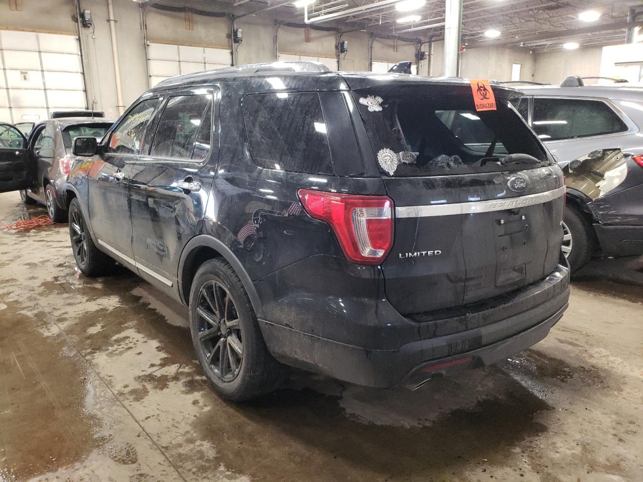 Photo 3 from auction – 2017 FORD EXPLORER L with VIN 1FM5K8F88HGA49053