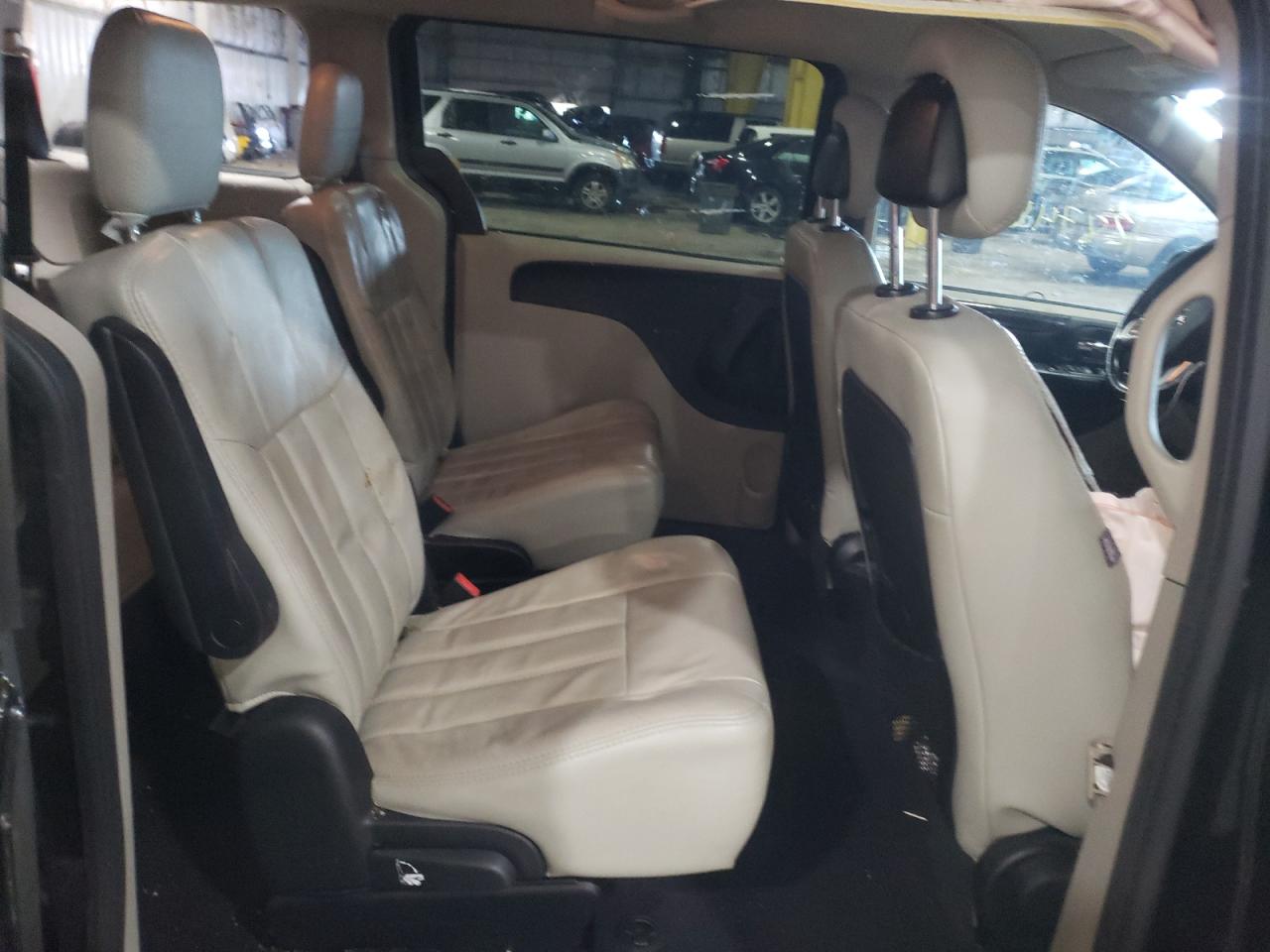 Photo 6 from auction – 2011 DODGE GRAND CARA with VIN 2D4RN3DG2BR603562