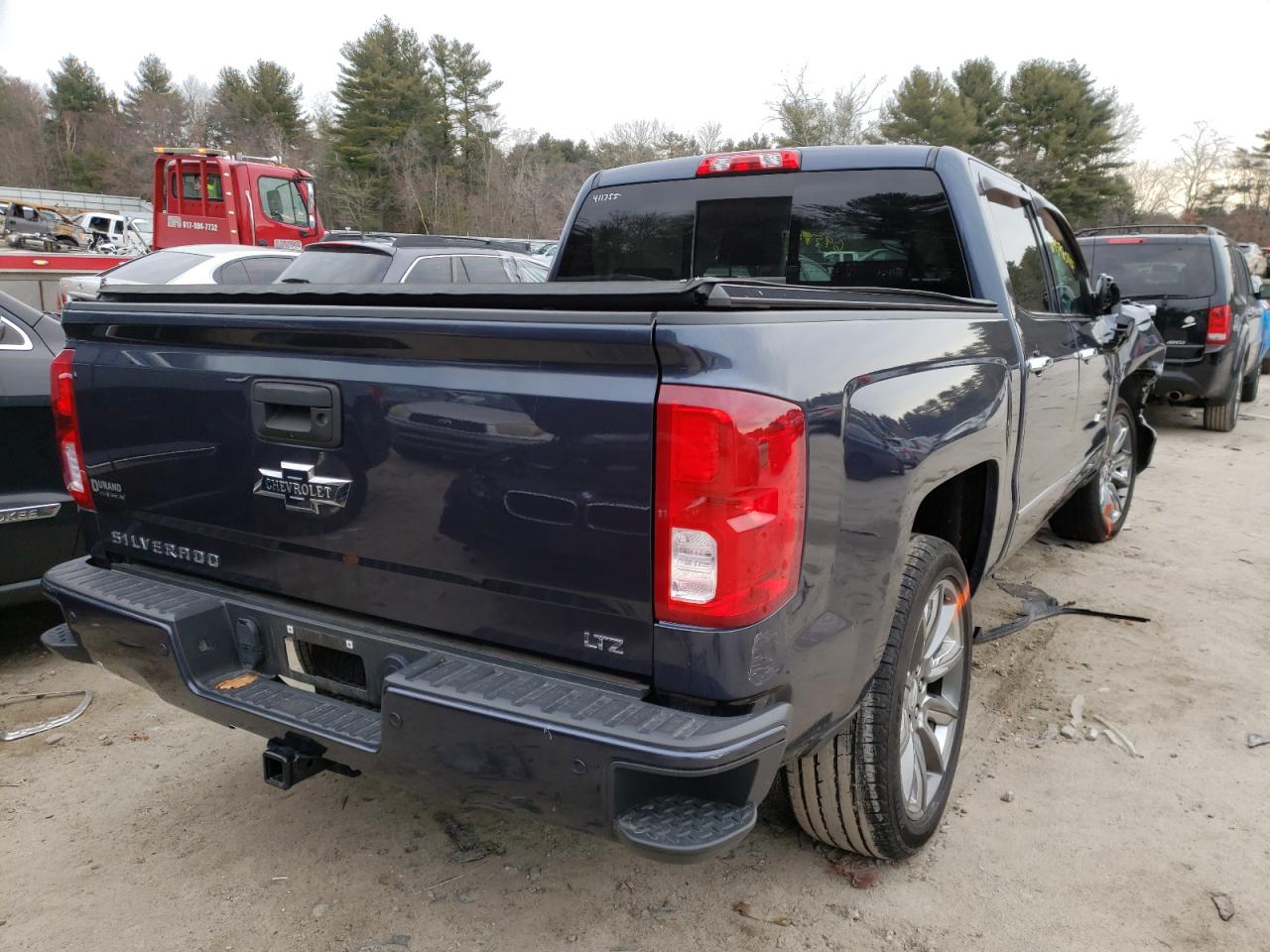 Photo 4 from auction – 2018 CHEVROLET SILVERADO with VIN 3GCUKSEC2JG360183