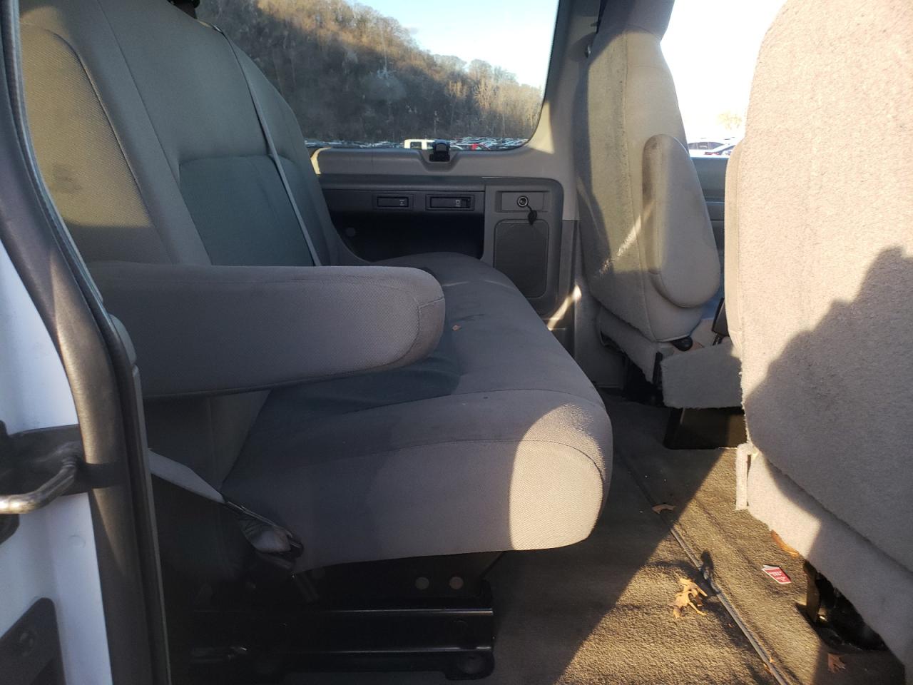 Photo 6 from auction – 2014 FORD ECONOLINE with VIN 1FBSS3BL2EDA99985