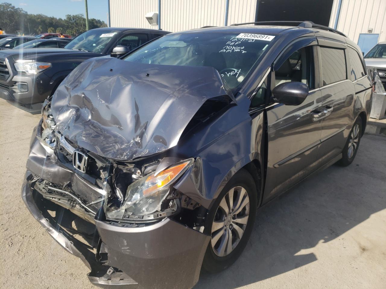 Photo 2 from auction – 2014 HONDA ODYSSEY EX with VIN 5FNRL5H67EB007380