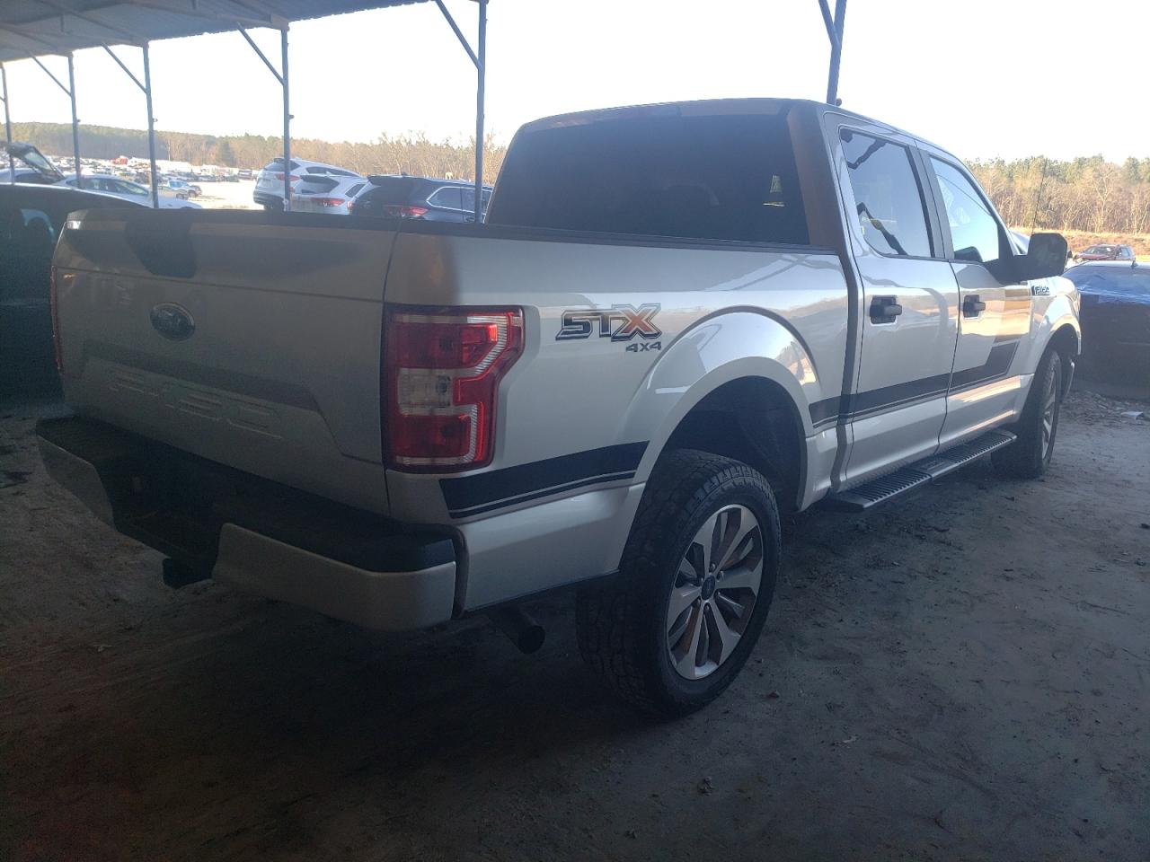 Photo 4 from auction – 2018 FORD F150 SUPER with VIN 1FTEW1E50JFA91641