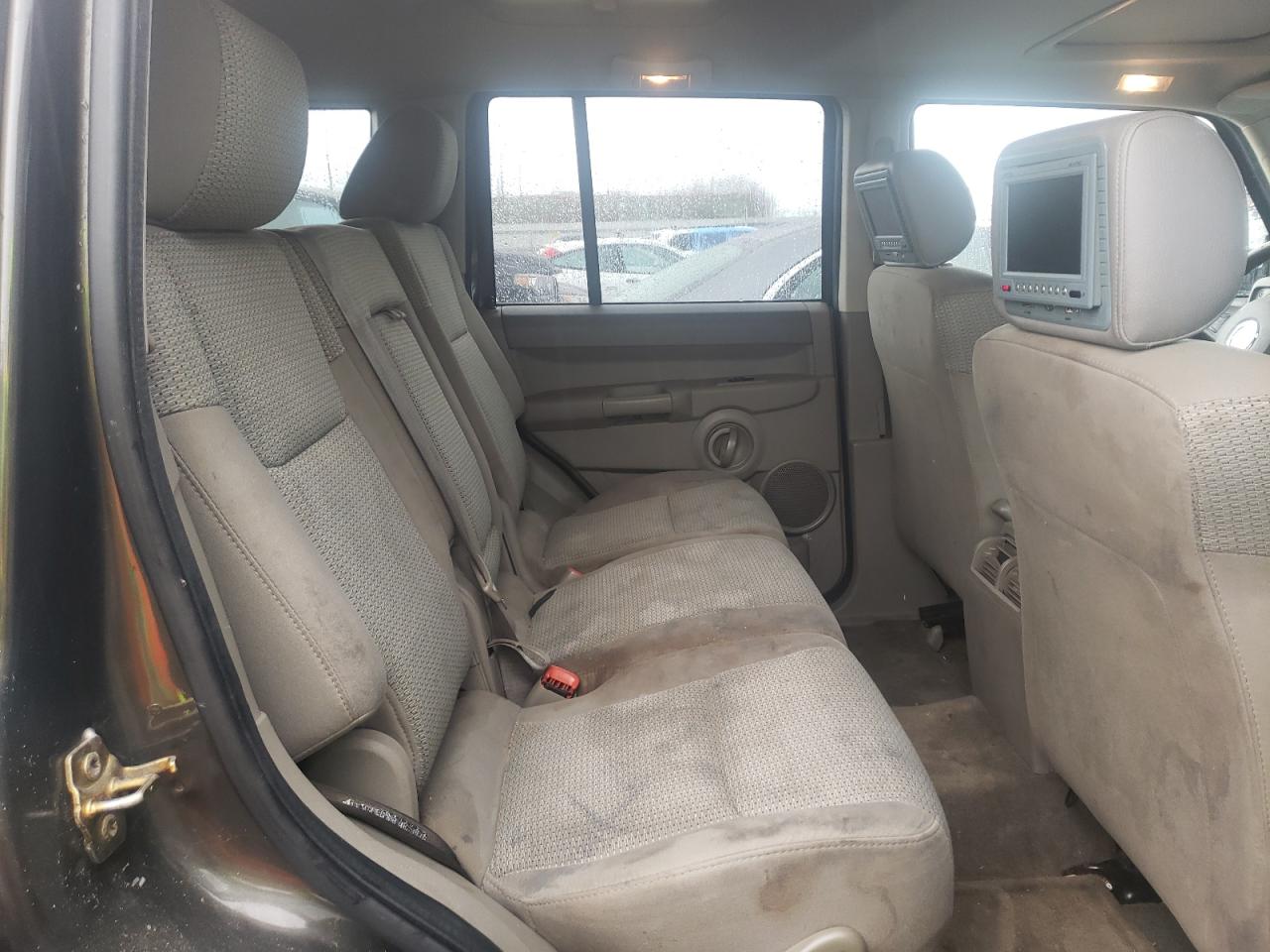 Photo 6 from auction – 2006 JEEP COMMANDER with VIN 1J8HH48K36C309647