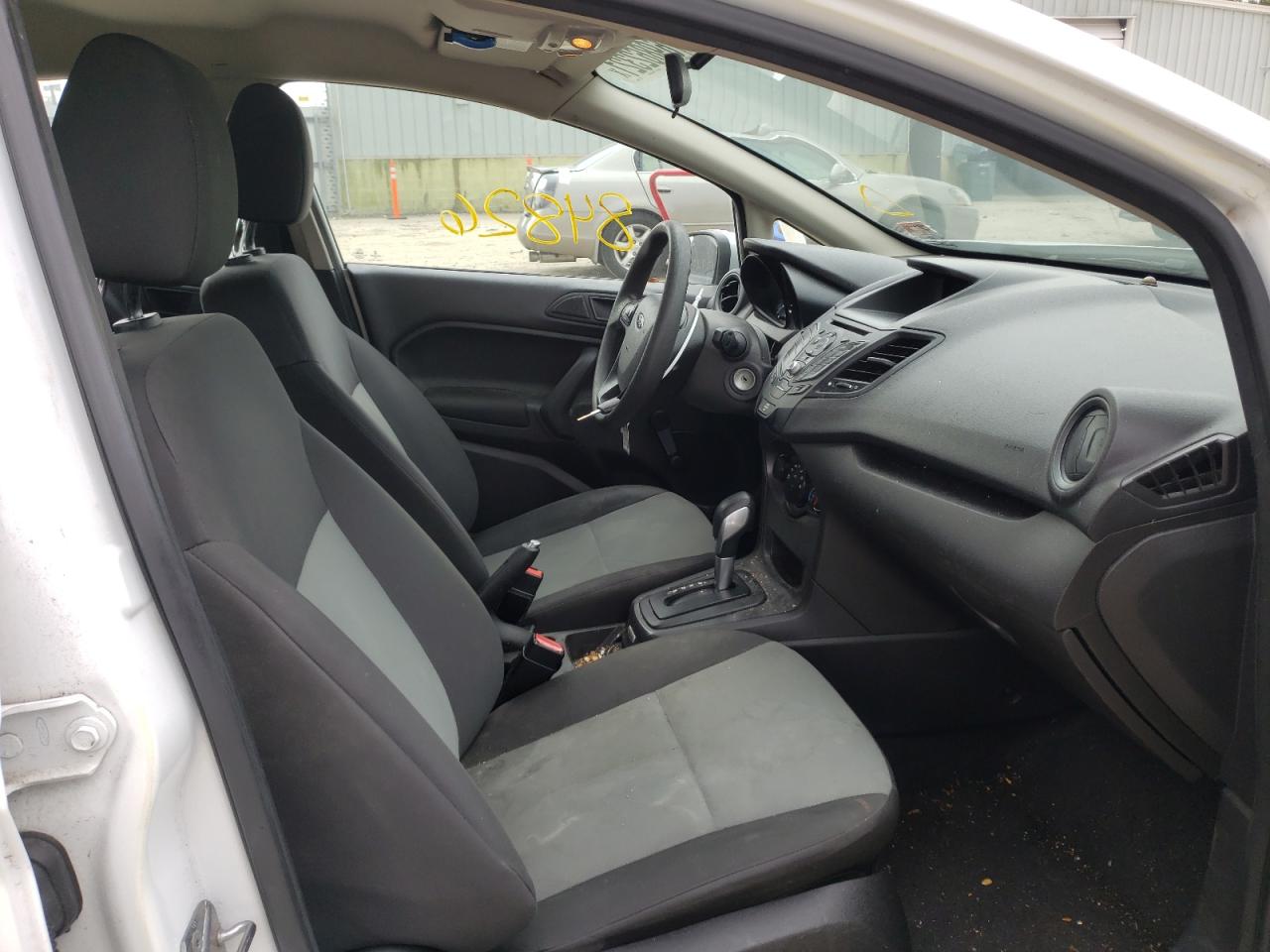 Photo 5 from auction – 2016 FORD FIESTA S with VIN 3FADP4AJ2GM135358
