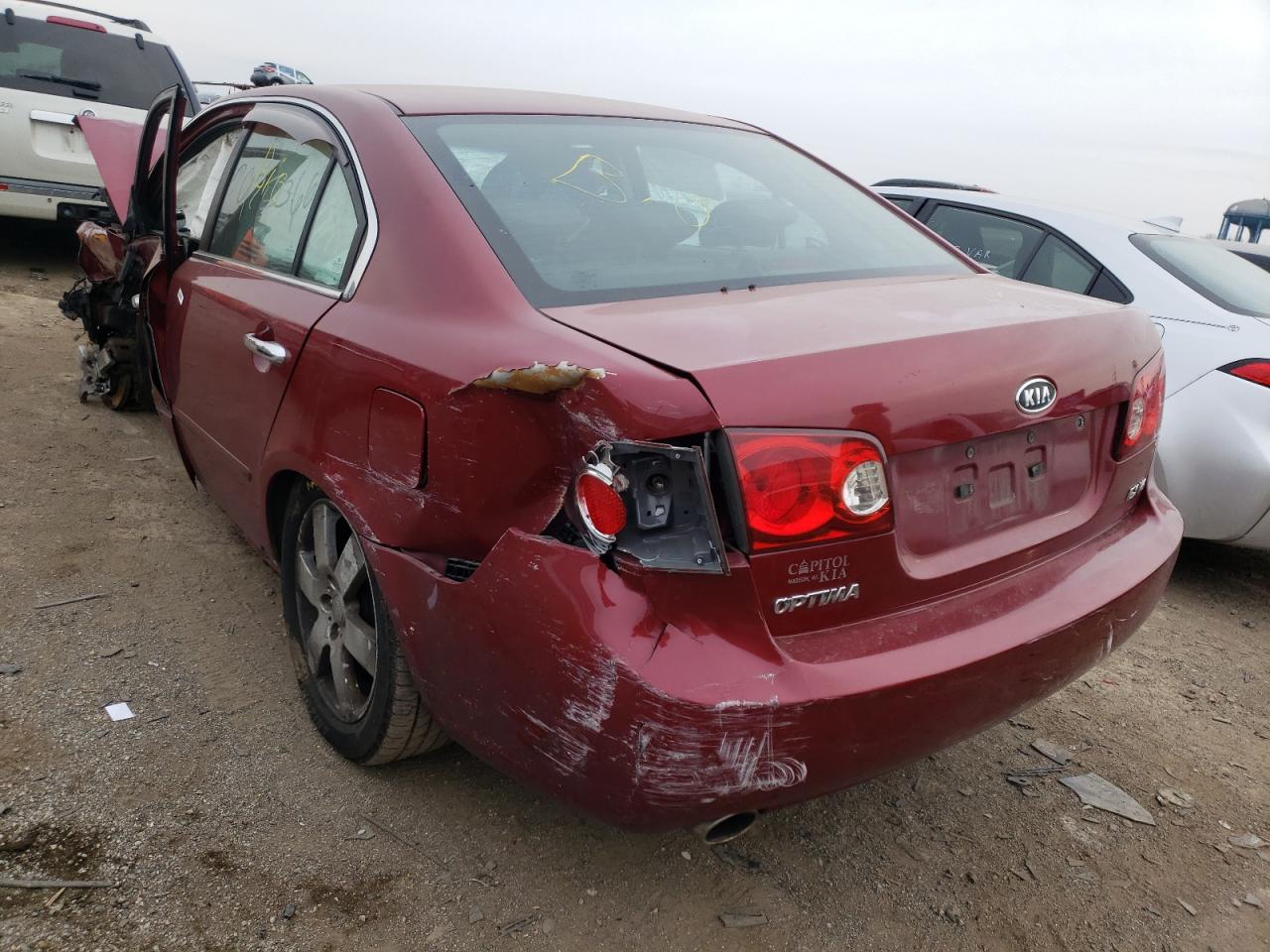 Photo 3 from auction – 2006 KIA OPTIMA LX with VIN KNAGE124765065670