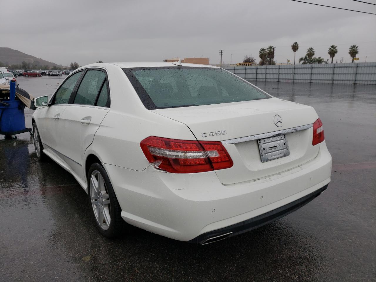 Photo 3 from auction – 2010 MERCEDES-BENZ E 550 with VIN WDDHF7CB2AA051024