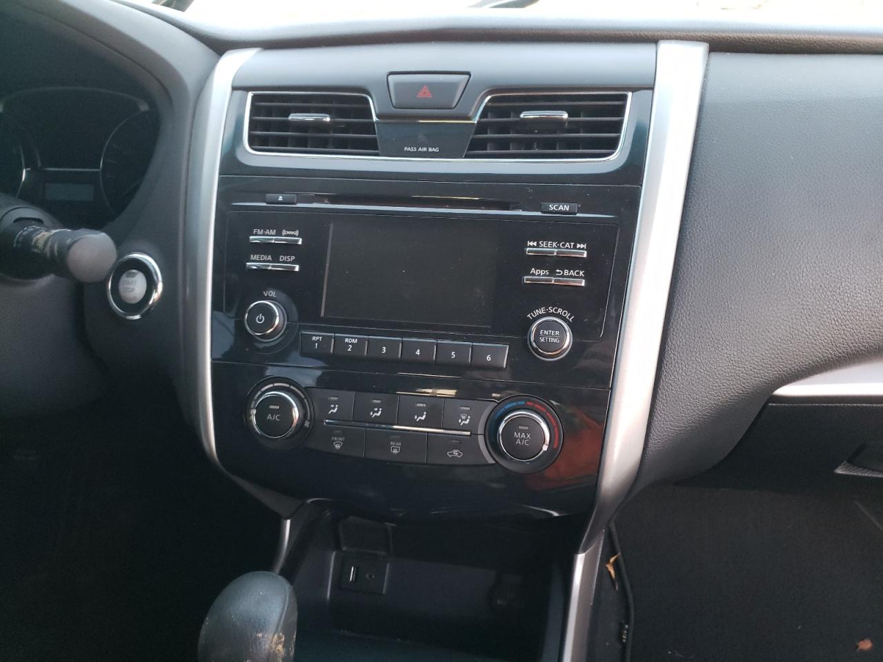 Photo 9 from auction – 2015 NISSAN ALTIMA 2.5 with VIN 1N4AL3AP1FN913313