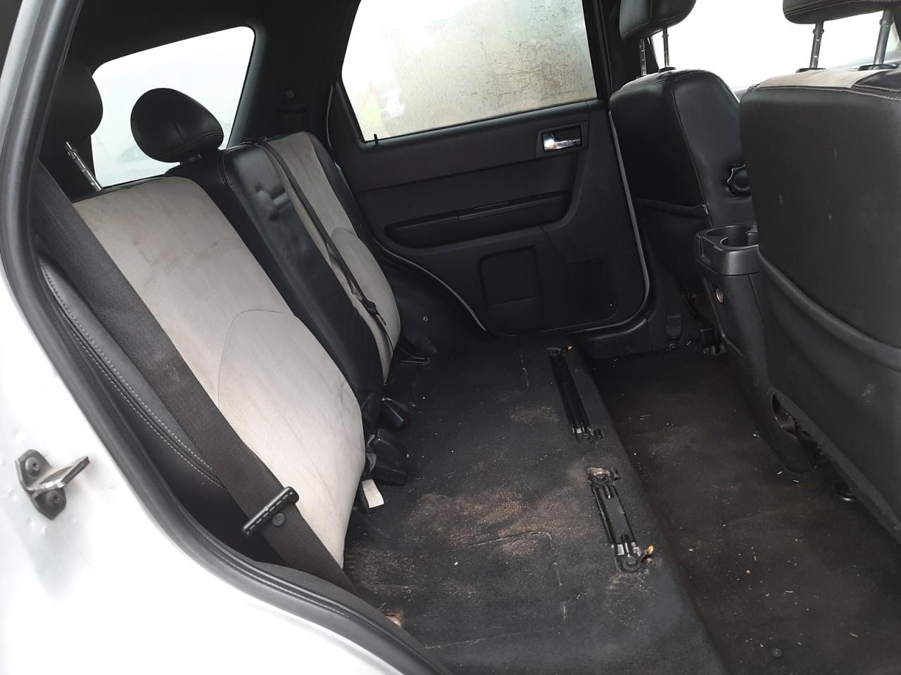 Photo 6 from auction – 2008 MERCURY MARINER PR with VIN 4M2CU87128KJ45419