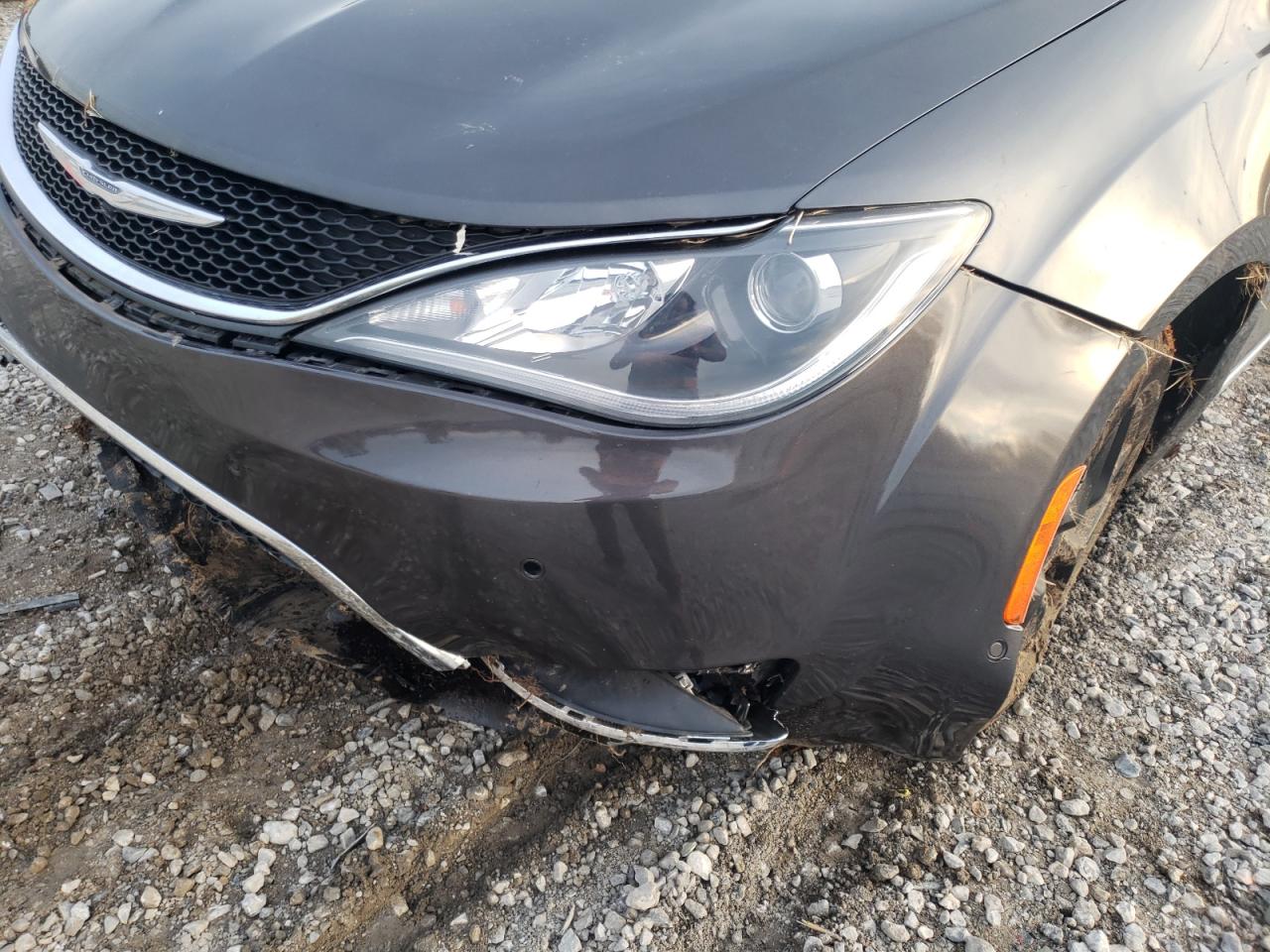 Photo 9 from auction – 2017 CHRYSLER PACIFICA T with VIN 2C4RC1EG3HR538171