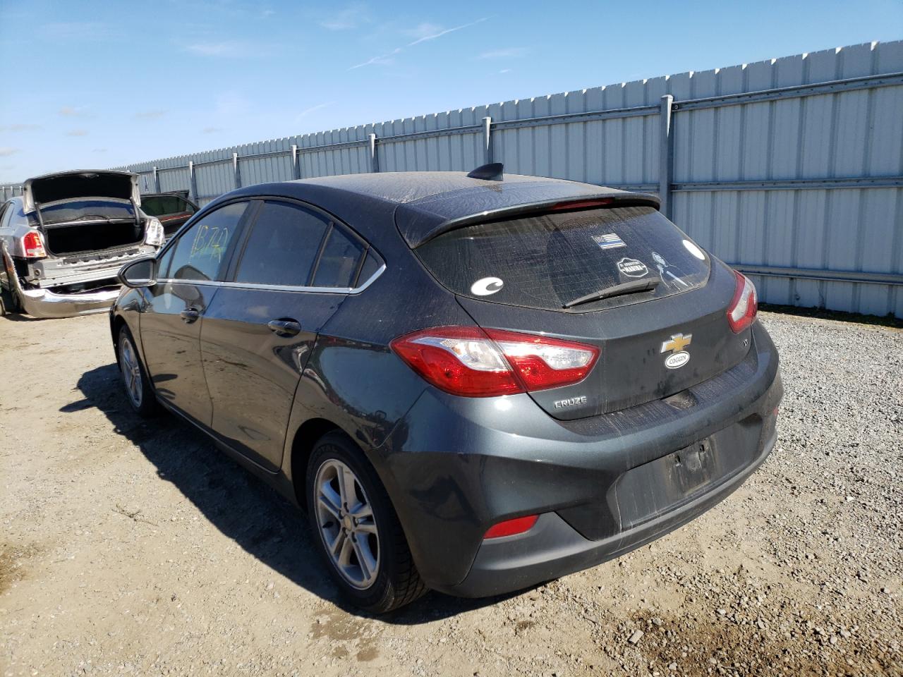 Photo 3 from auction – 2017 CHEVROLET CRUZE LT with VIN 3G1BE6SM3HS520686