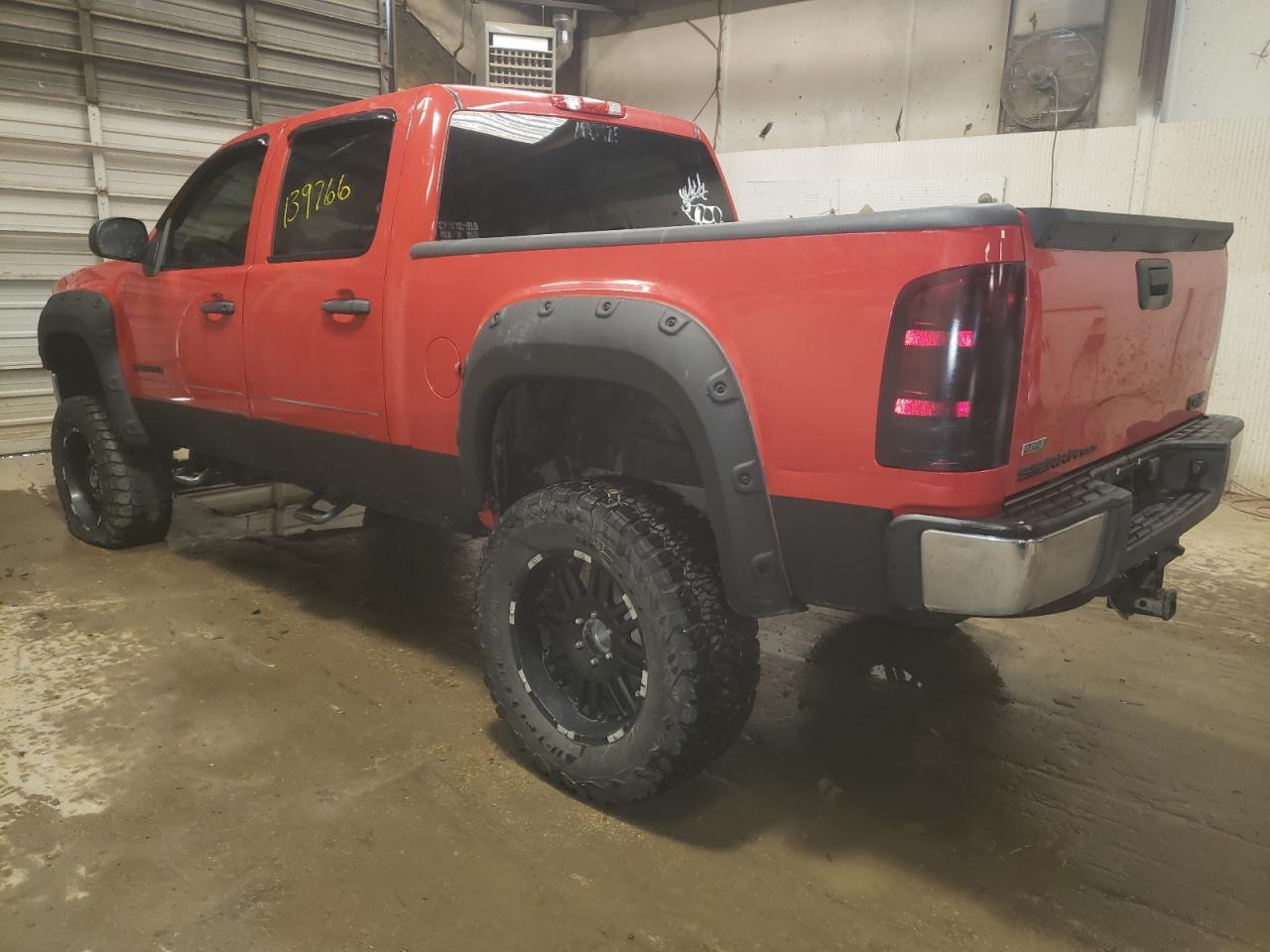 Photo 3 from auction – 2010 GMC SIERRA K15 with VIN 3GTRKVE3XAG198214