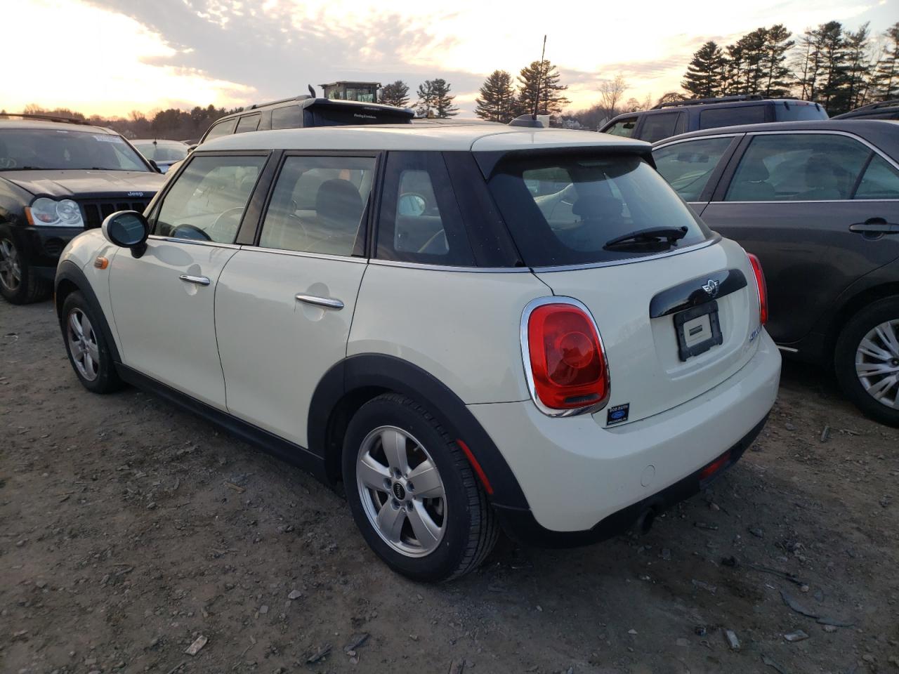 Photo 3 from auction – 2016 MINI COOPER with VIN WMWXU1C53G2D10741