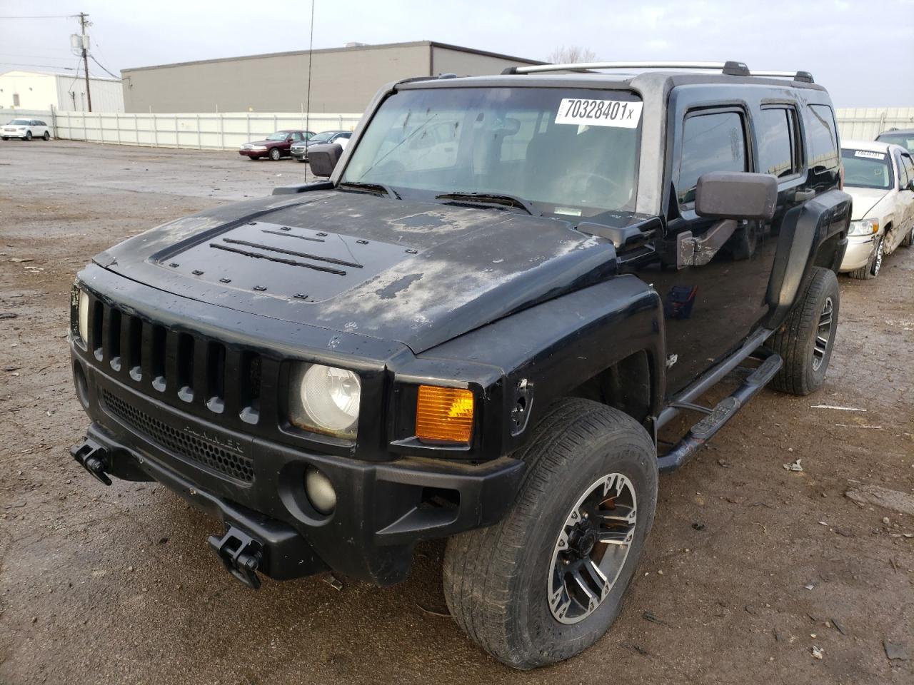 Photo 2 from auction – 2006 HUMMER H3 with VIN 5GTDN136668282673