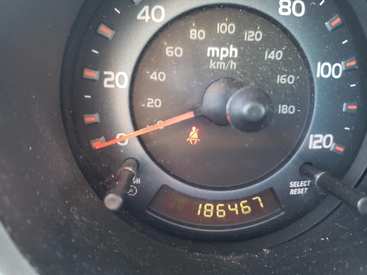 Photo 8 from auction – 2006 HONDA ELEMENT EX with VIN 5J6YH27726L001422