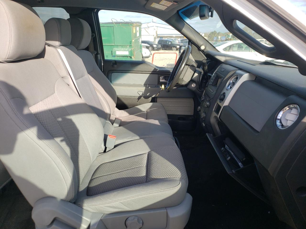 Photo 5 from auction – 2014 FORD F150 SUPER with VIN 1FTFX1CF7EFC62114