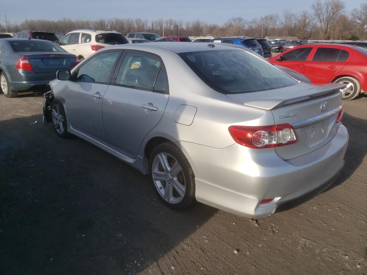 Foto 3 de la subasta – 2013 TOYOTA COROLLA BA con VIN 5YFBU4EEXDP171164