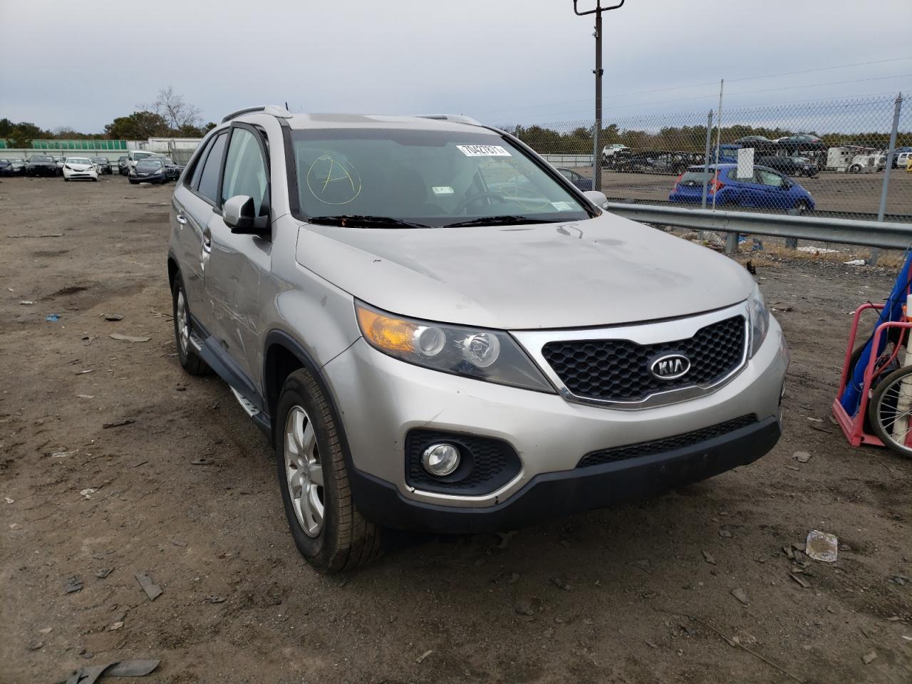 KIA SORENTO BA 2012 with VIN 5XYKT3A67CG298310 - Photo from auction