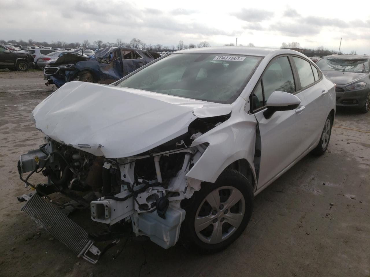 Photo 2 from auction – 2016 CHEVROLET CRUZE LS with VIN 1G1BC5SM3G7247066