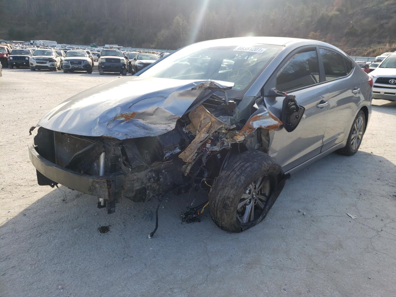 Photo 2 from auction – 2017 HYUNDAI ELANTRA with VIN 5NPD84LF2HH027166