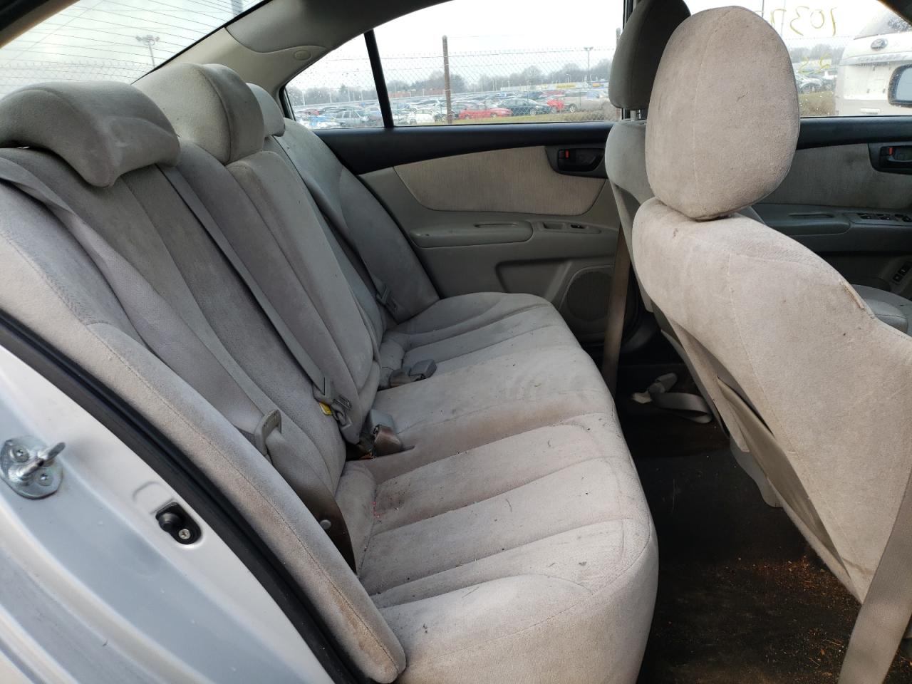 Photo 6 from auction – 2010 KIA OPTIMA LX with VIN KNAGG4A83A5448269