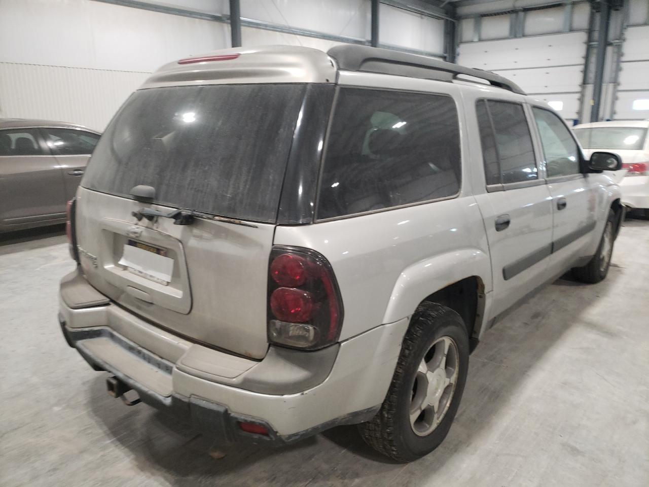 Photo 4 from auction – 2005 CHEVROLET TRAILBLAZE with VIN 1GNET16S356131415