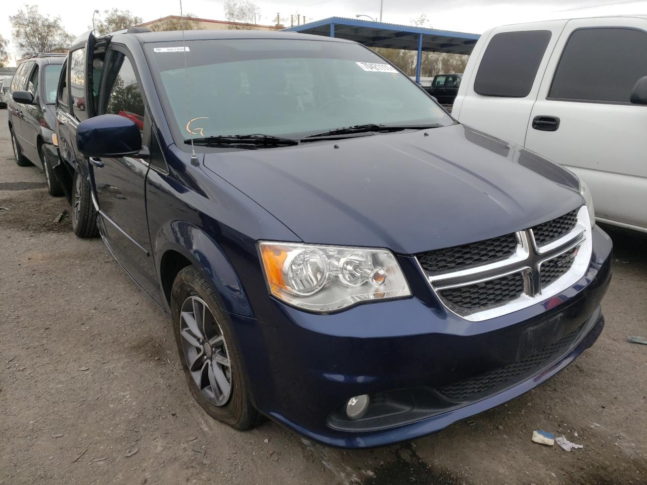 DODGE GRAND CARA 2017 with VIN 2C4RDGCG0HR675281 - Photo from auction