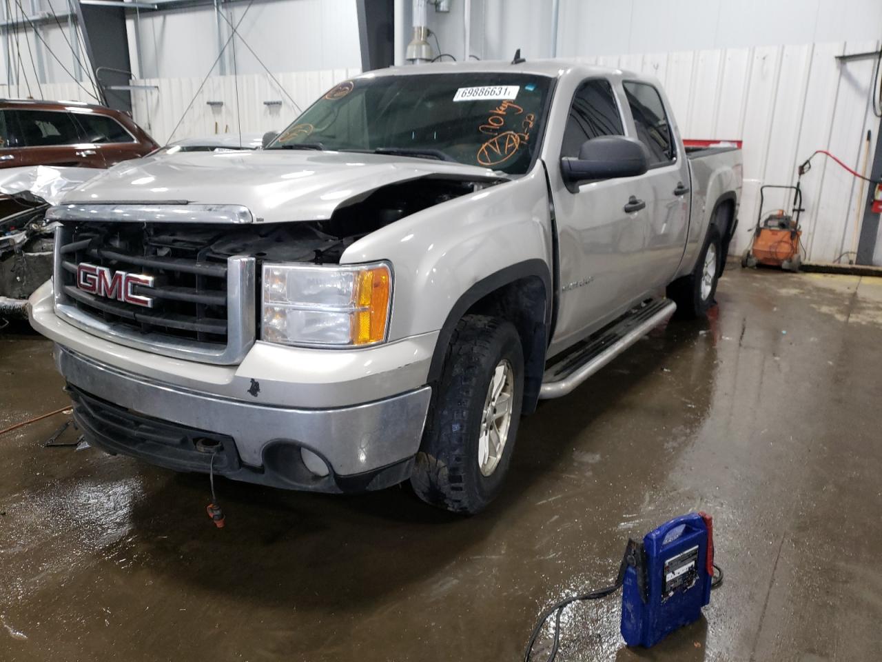 Photo 2 from auction – 2007 GMC NEW SIERRA with VIN 2GTEK13M971603211