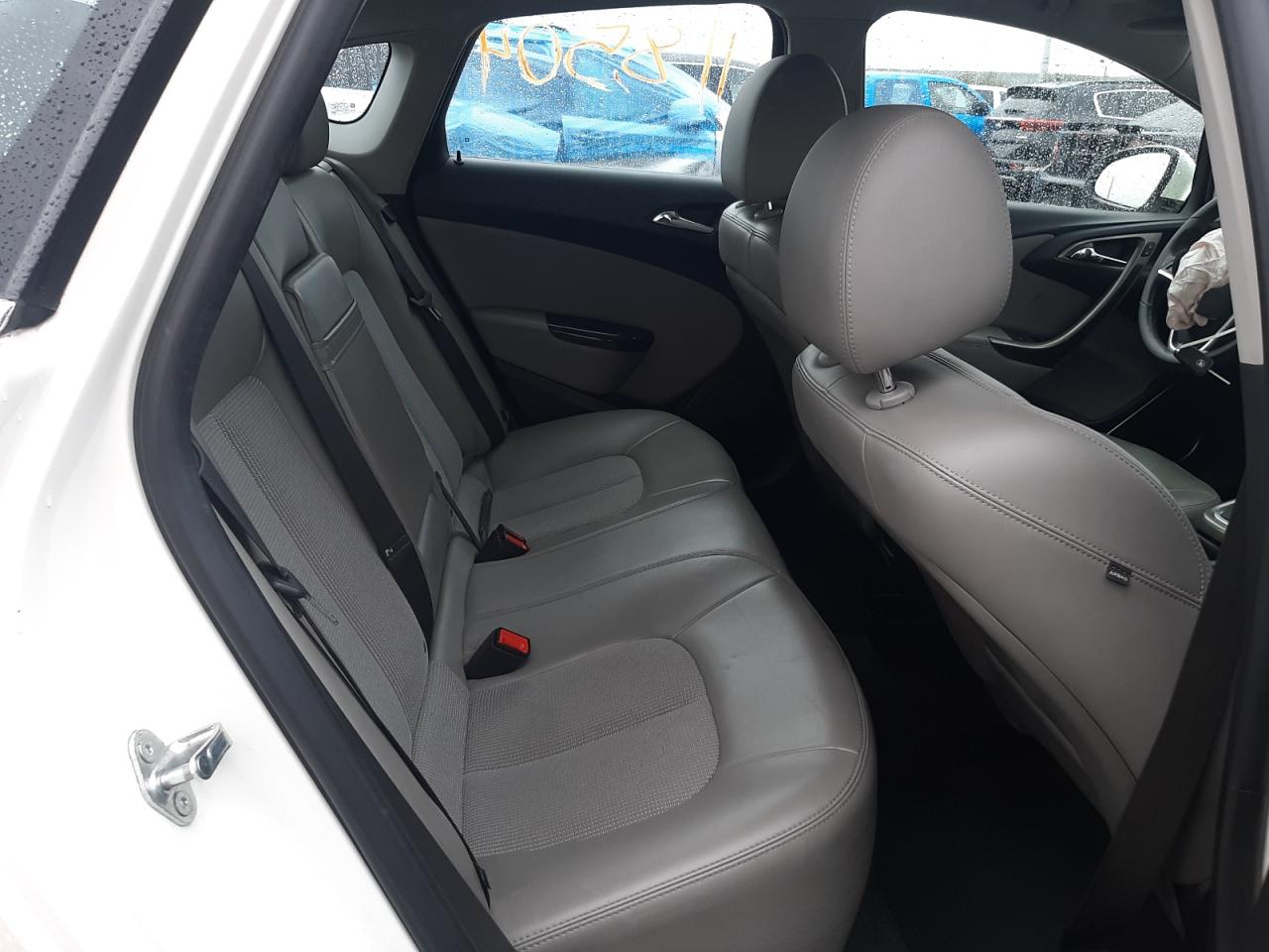 Photo 6 from auction – 2014 BUICK VERANO with VIN 1G4PP5SK7E4104244