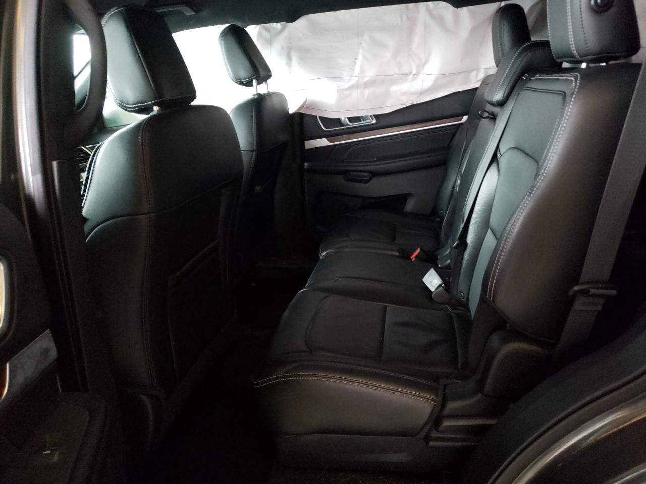 Photo 6 from auction – 2018 FORD EXPLORER L with VIN 1FM5K7F89JGB83859