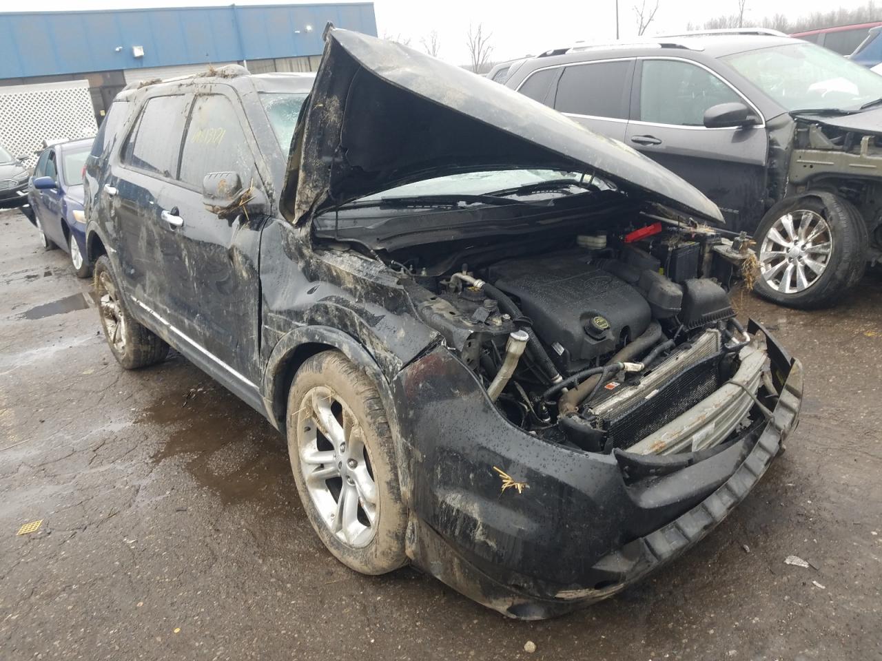FORD EXPLORER L 2015 مع رقم تعريف المركبة 1FM5K8F84FGB83717 - صورة من المزاد