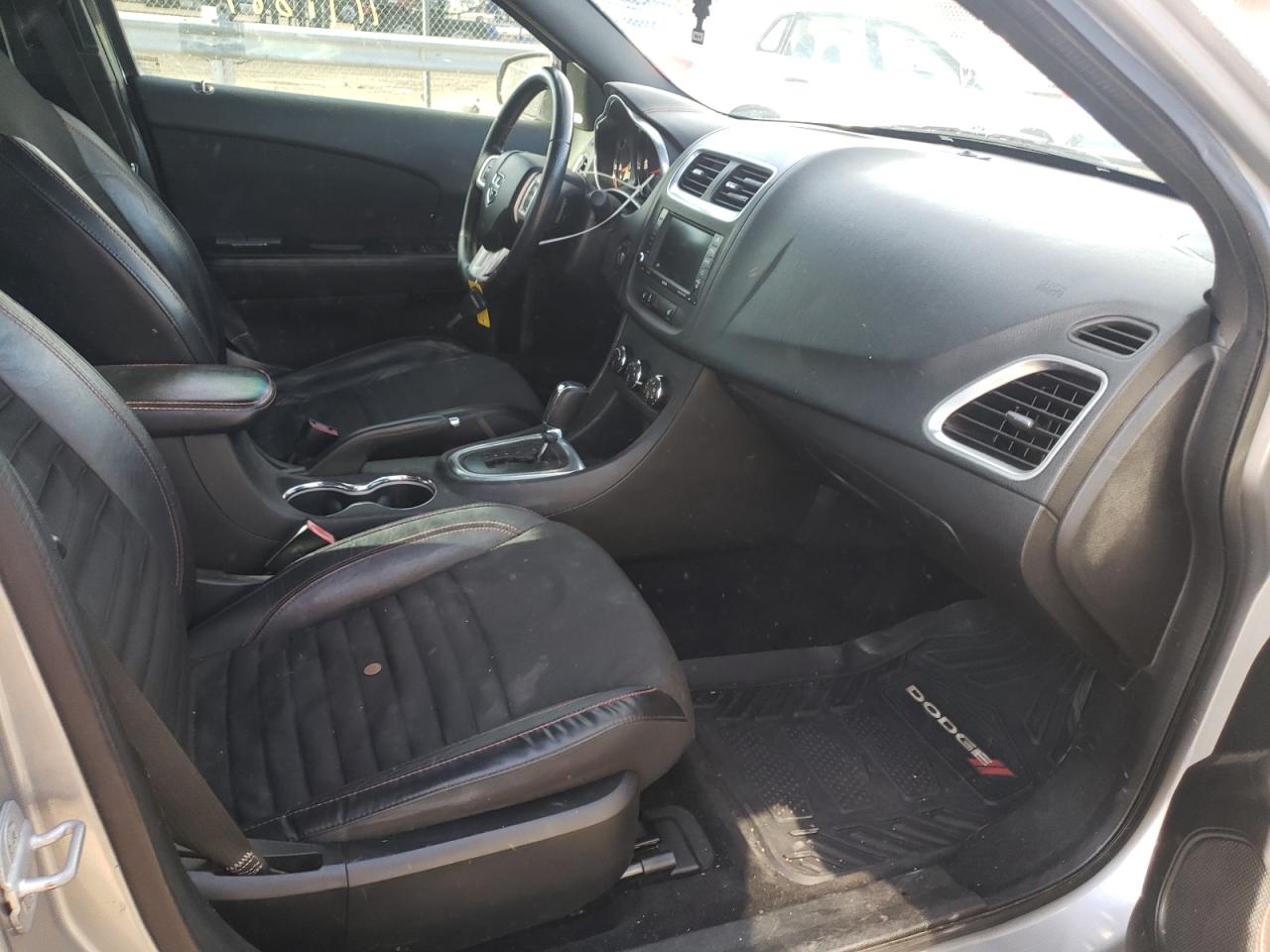 Photo 5 from auction – 2013 DODGE AVENGER R/ with VIN 1C3CDZBG8DN632595
