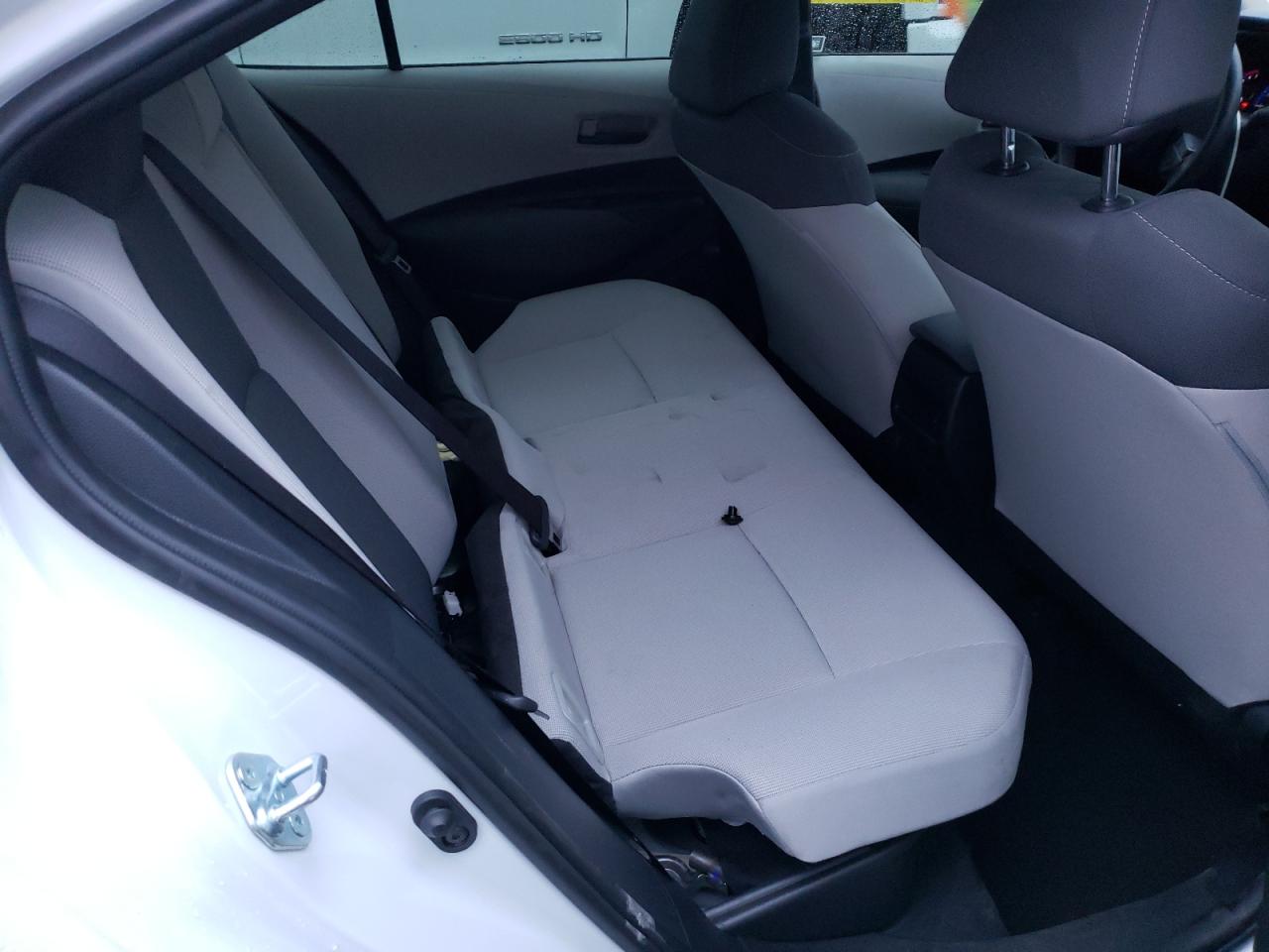 Photo 6 from auction – 2022 TOYOTA COROLLA LE with VIN JTDEAMDE7NJ040724