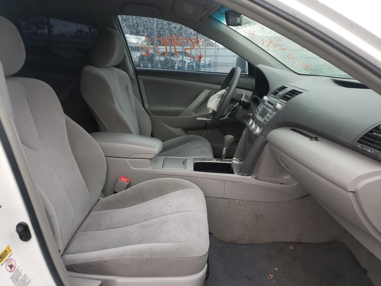 Photo 5 from auction – 2011 TOYOTA CAMRY BASE with VIN 4T4BF3EK6BR167883