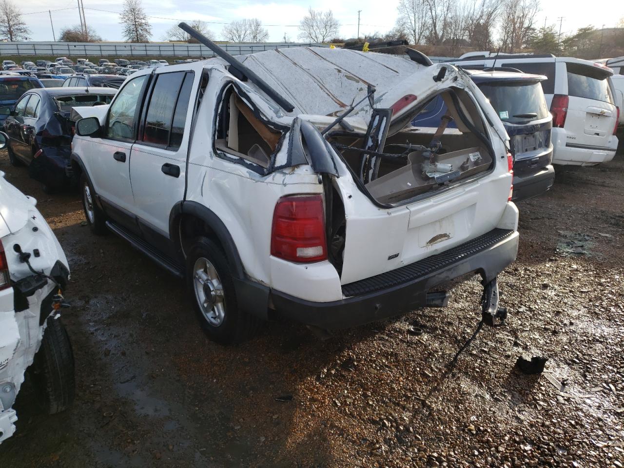 Photo 3 from auction – 2003 FORD EXPLORER X with VIN 1FMZU73KX3ZA96054