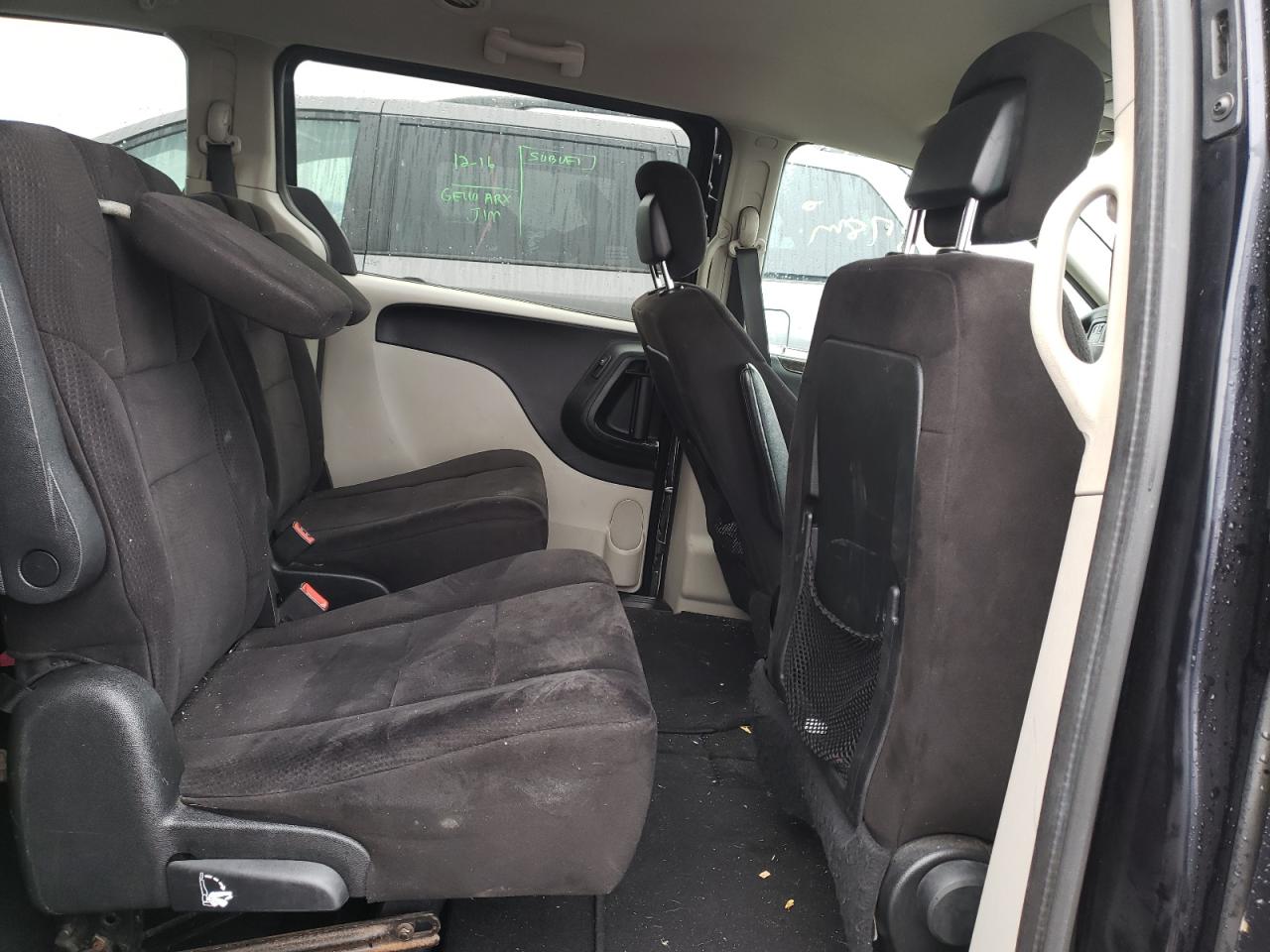 Photo 6 from auction – 2011 DODGE GRAND CARA with VIN 2D4RN3DG2BR601424