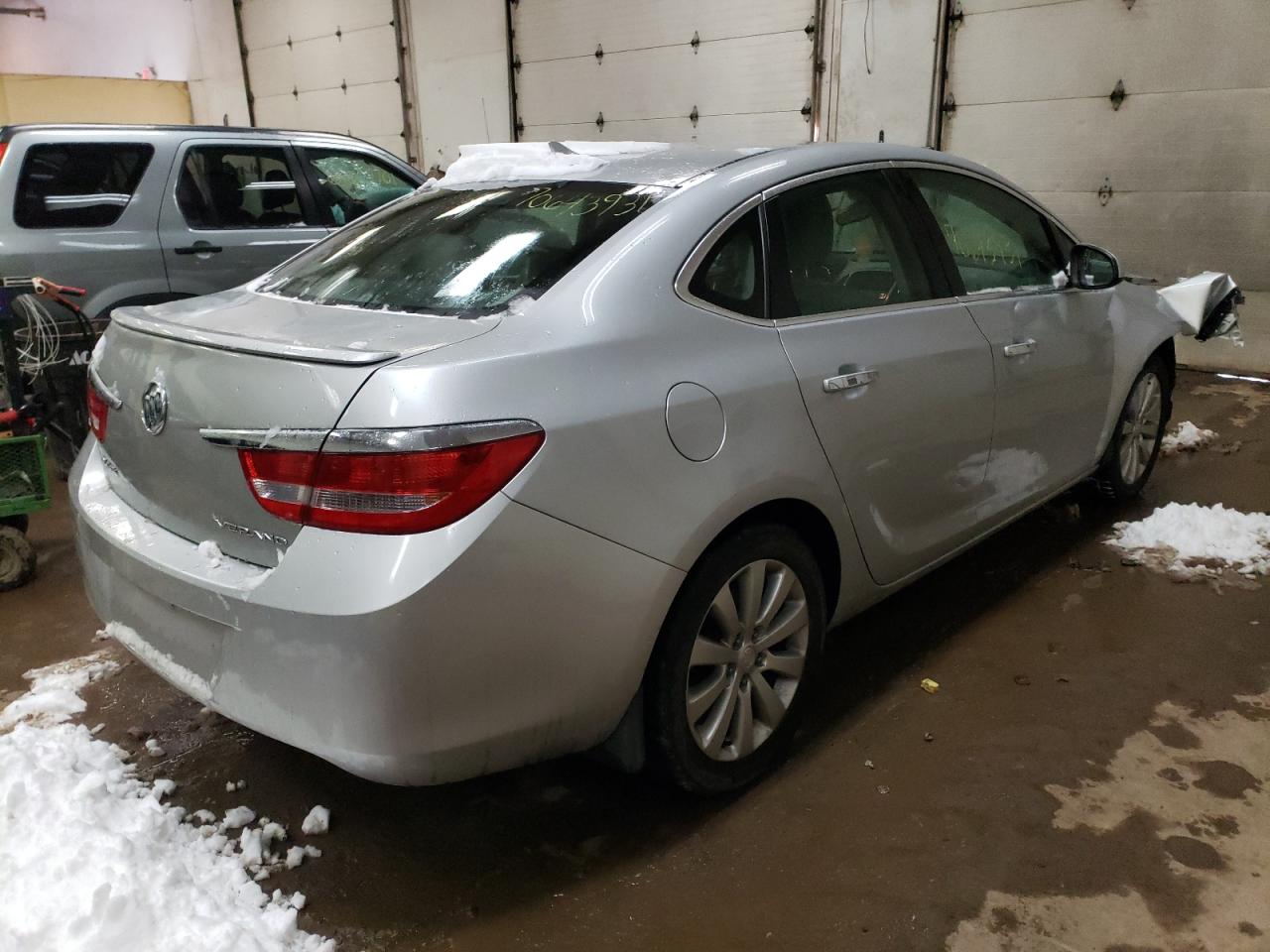 Photo 4 from auction – 2012 BUICK VERANO with VIN 1G4PP5SK0C4226991