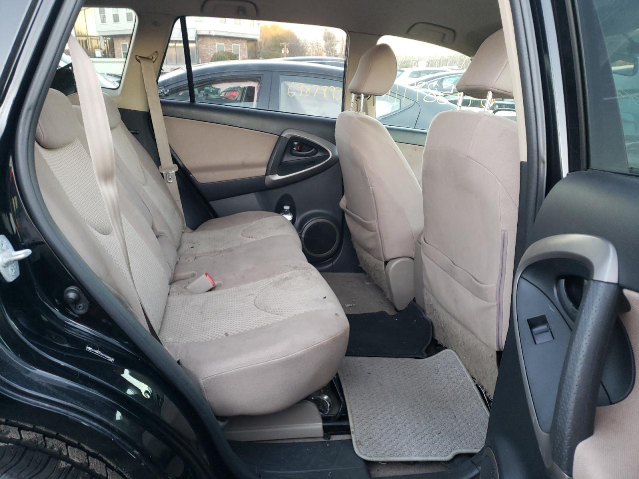 Photo 6 from auction – 2007 TOYOTA RAV4 with VIN JTMBD33V076046036