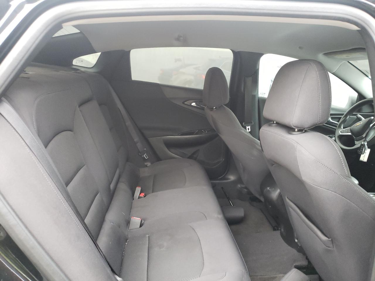 Photo 6 from auction – 2017 CHEVROLET MALIBU LS with VIN 1G1ZB5ST0HF255335