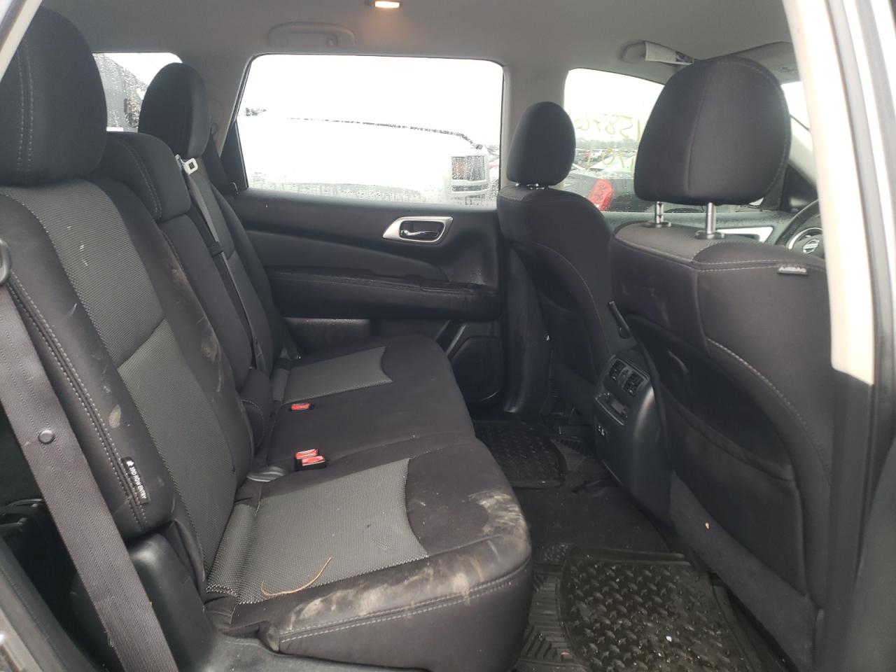 Photo 6 from auction – 2019 NISSAN PATHFINDER with VIN 5N1DR2MM5KC647345