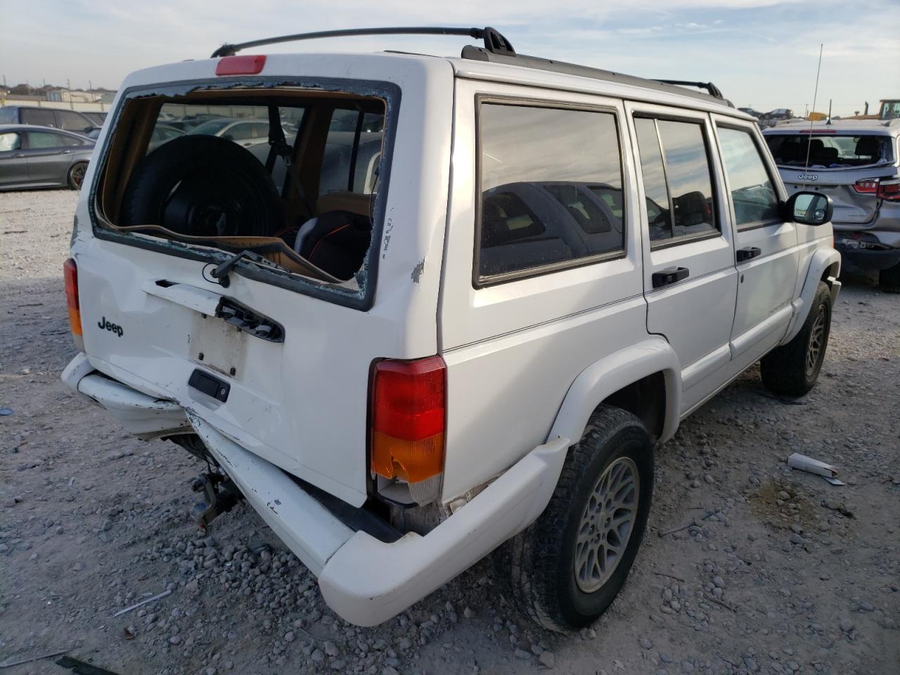 Photo 4 from auction – 1997 JEEP CHEROKEE C with VIN 1J4FT78S6VL543577
