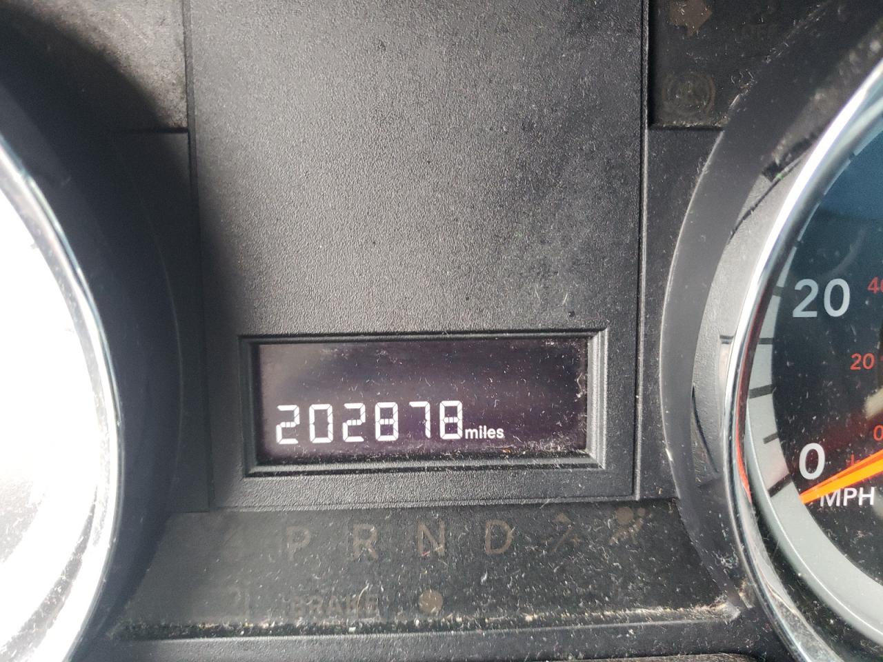 Photo 8 from auction – 2011 DODGE GRAND CARA with VIN 2D4RN3DG2BR601424