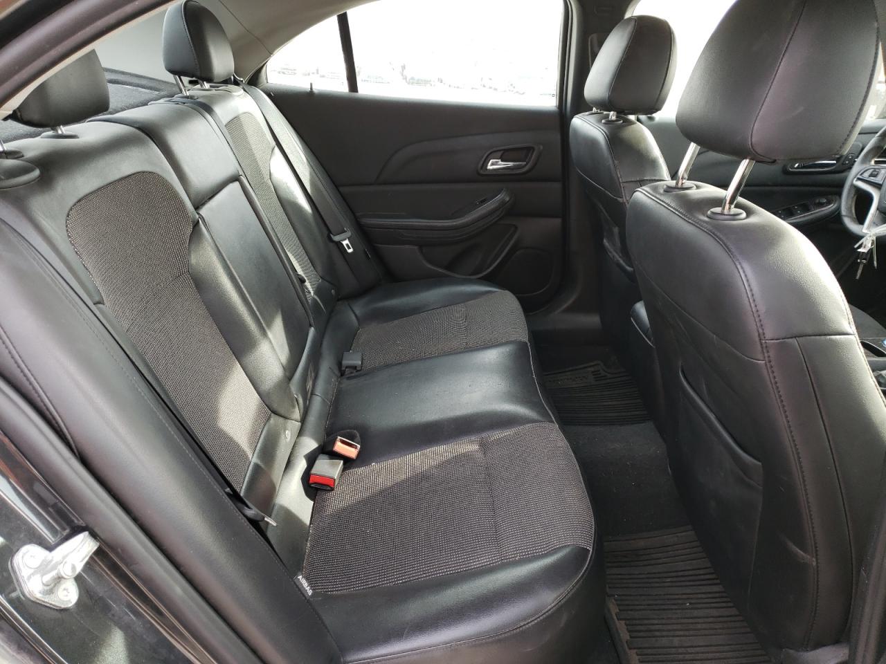 Photo 6 from auction – 2015 CHEVROLET MALIBU 1LT with VIN 1G11C5SLXFF185432