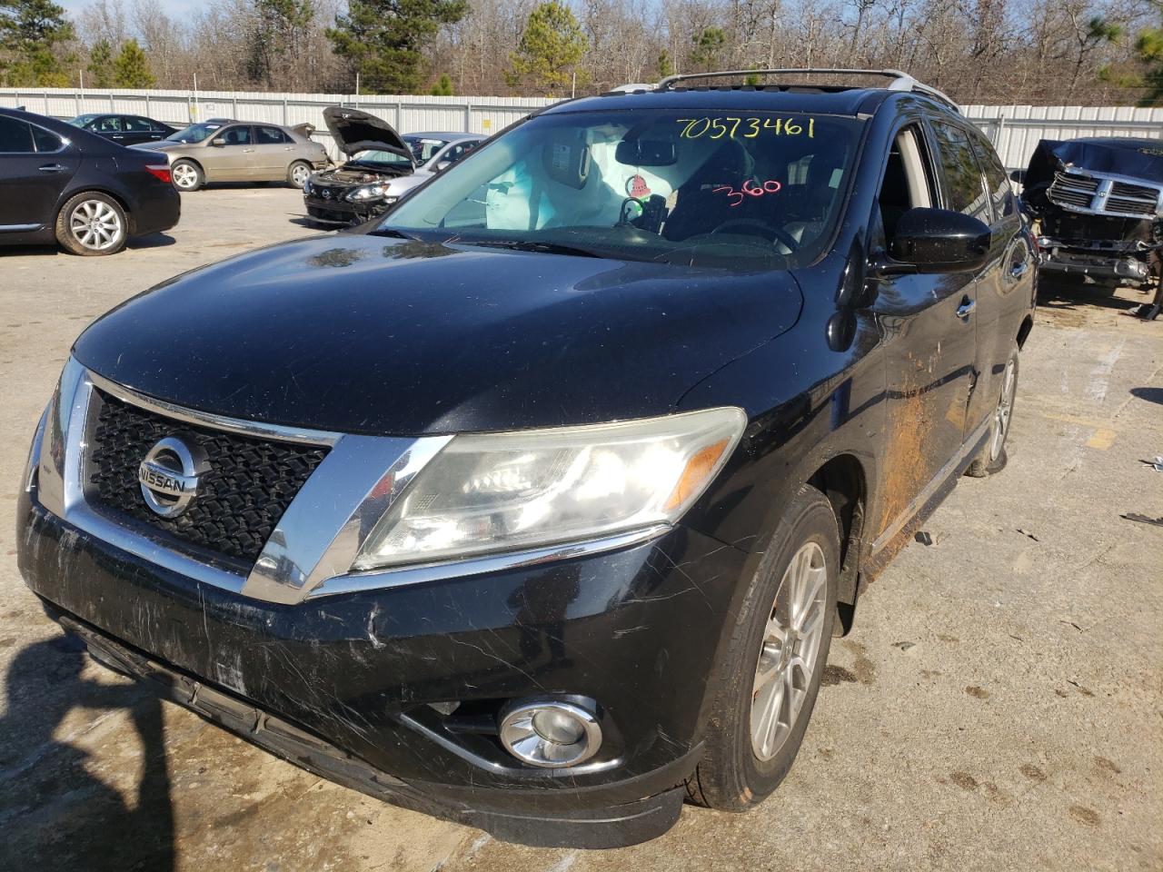 Photo 2 from auction – 2013 NISSAN PATHFINDER with VIN 5N1AR2MM1DC665881