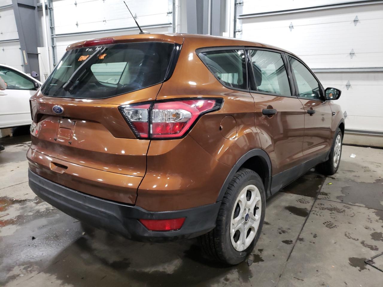 Photo 4 from auction – 2017 FORD ESCAPE S with VIN 1FMCU0F76HUD64168