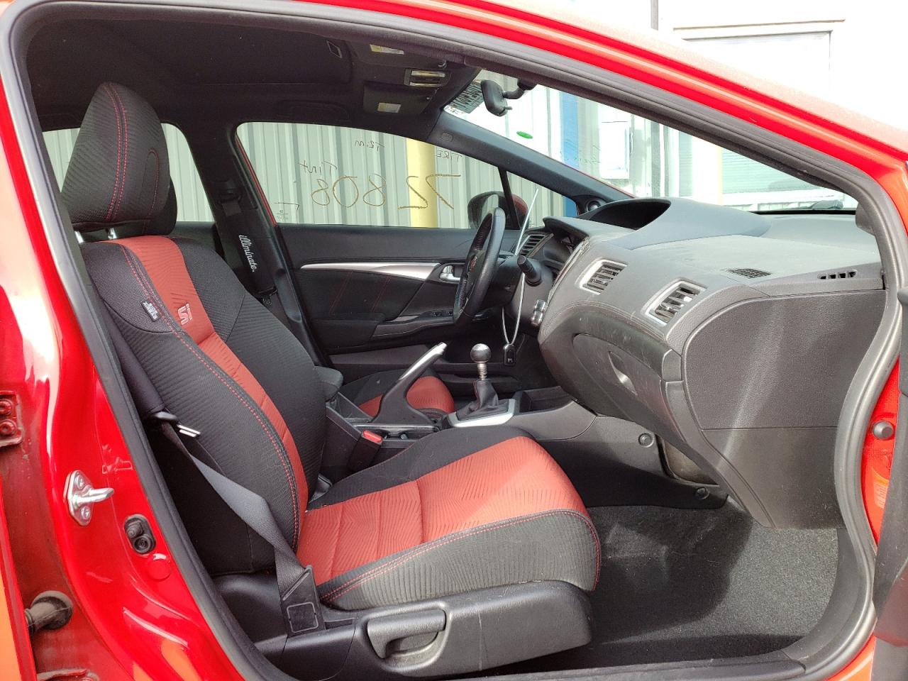 Photo 5 from auction – 2015 HONDA CIVIC SI with VIN 2HGFB6E50FH701929